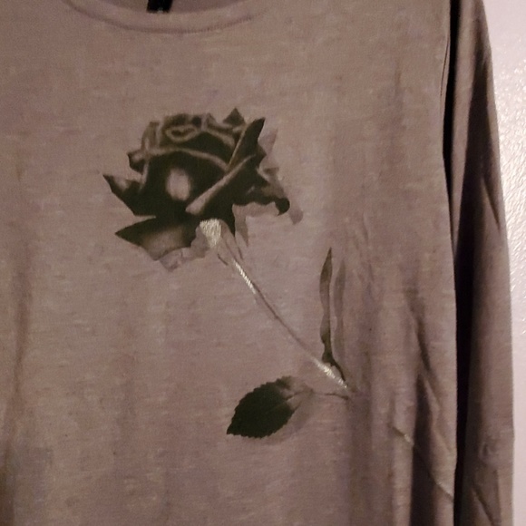 Shirt - Picture 2 of 3